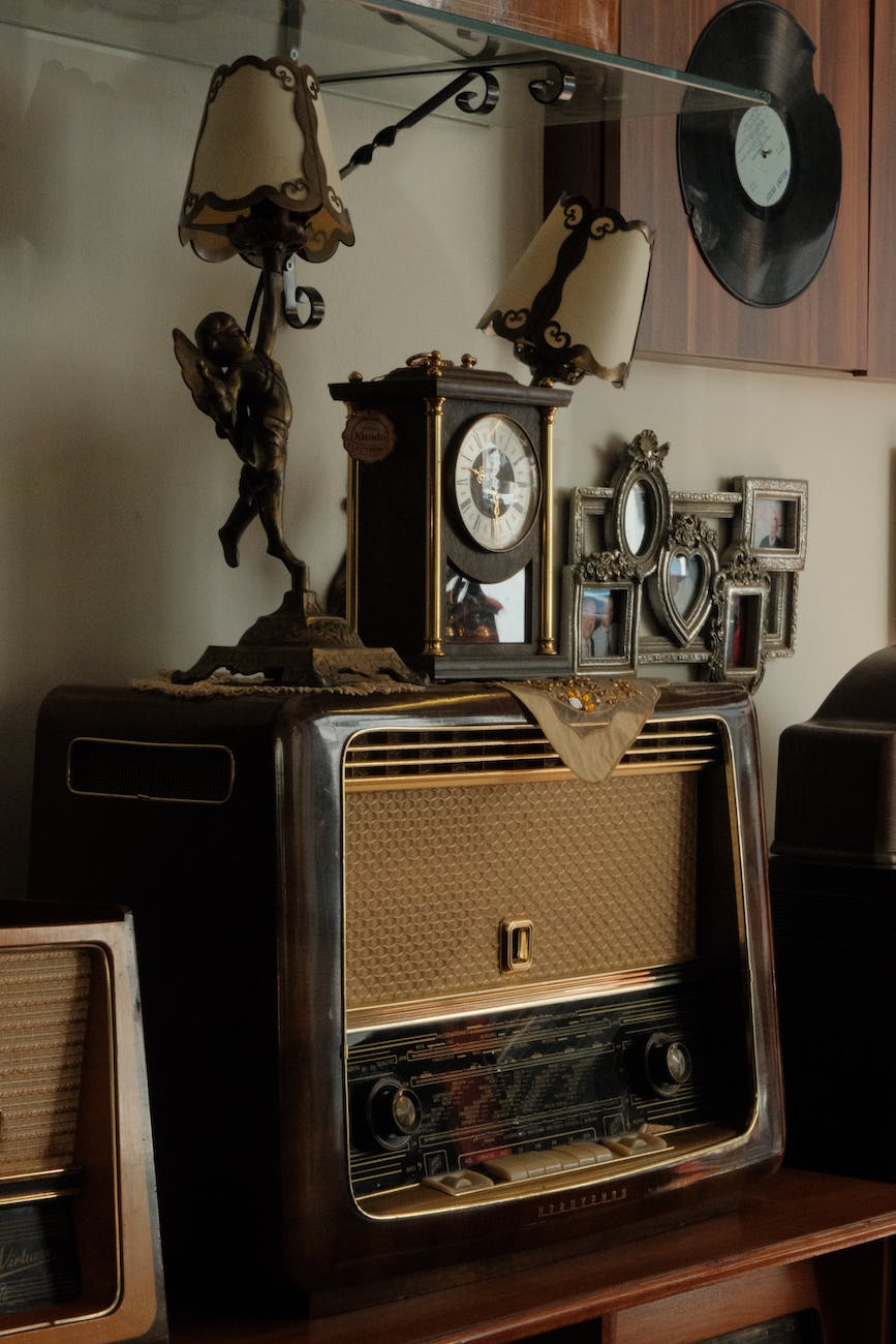 retro radio in home interior